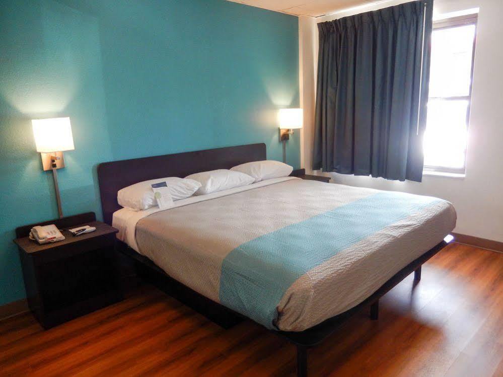 Motel 6-Elmsford, Ny - White Plains Luaran gambar