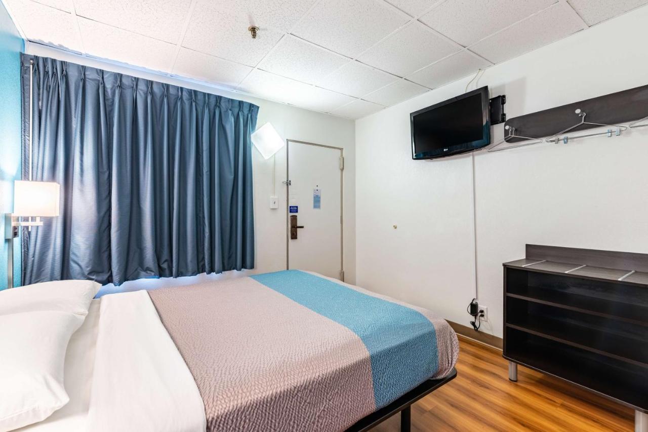 Motel 6-Elmsford, Ny - White Plains Luaran gambar