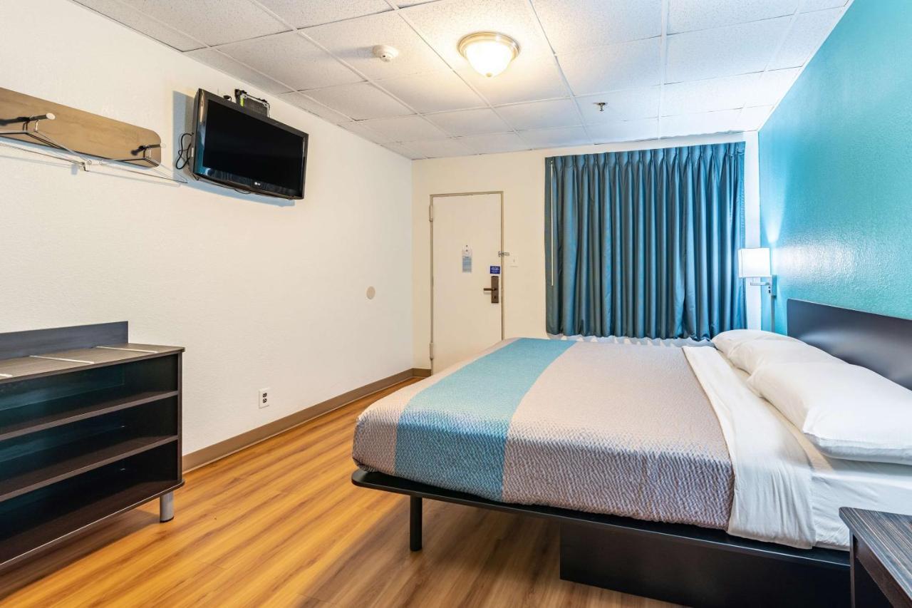 Motel 6-Elmsford, Ny - White Plains Luaran gambar