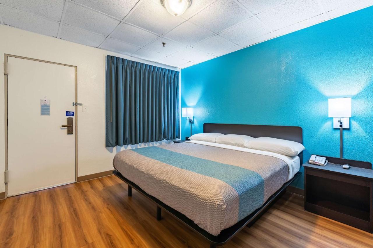 Motel 6-Elmsford, Ny - White Plains Luaran gambar